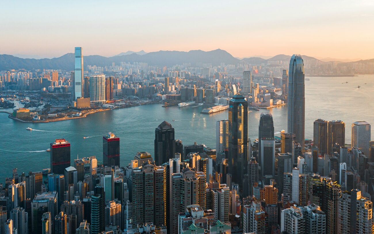 How to set up a company in Hong Kong (2026): steps, tax & cost