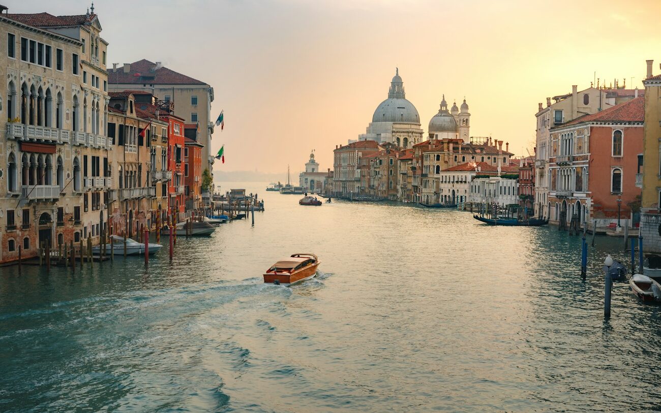 Italy — banking and opening an account as a foreigner.