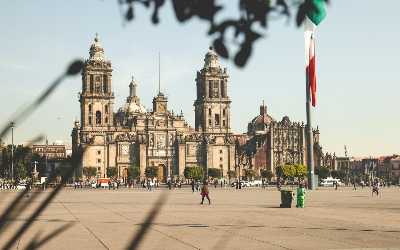 Mexico — banking and opening an account as a foreigner.