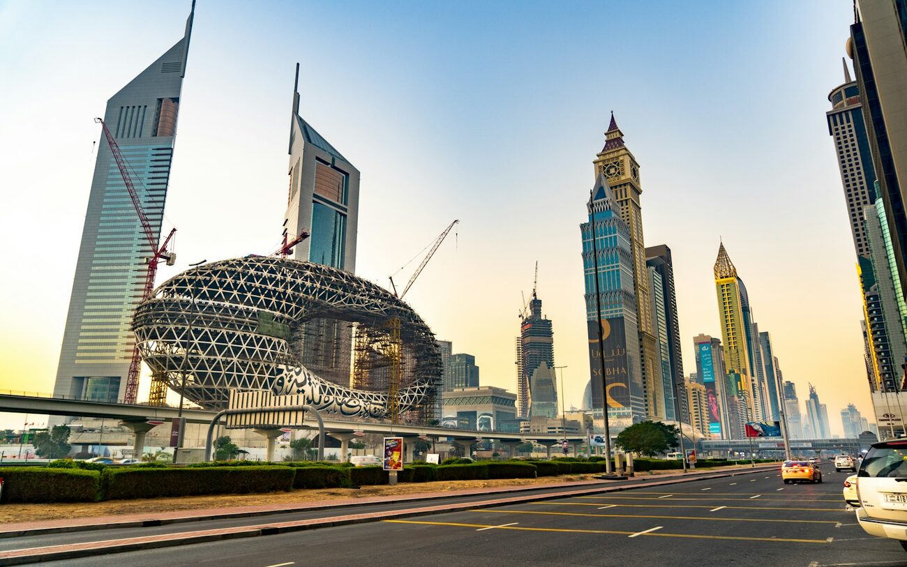 the UAE digital nomad visa 2026: requirements, tax & how to apply