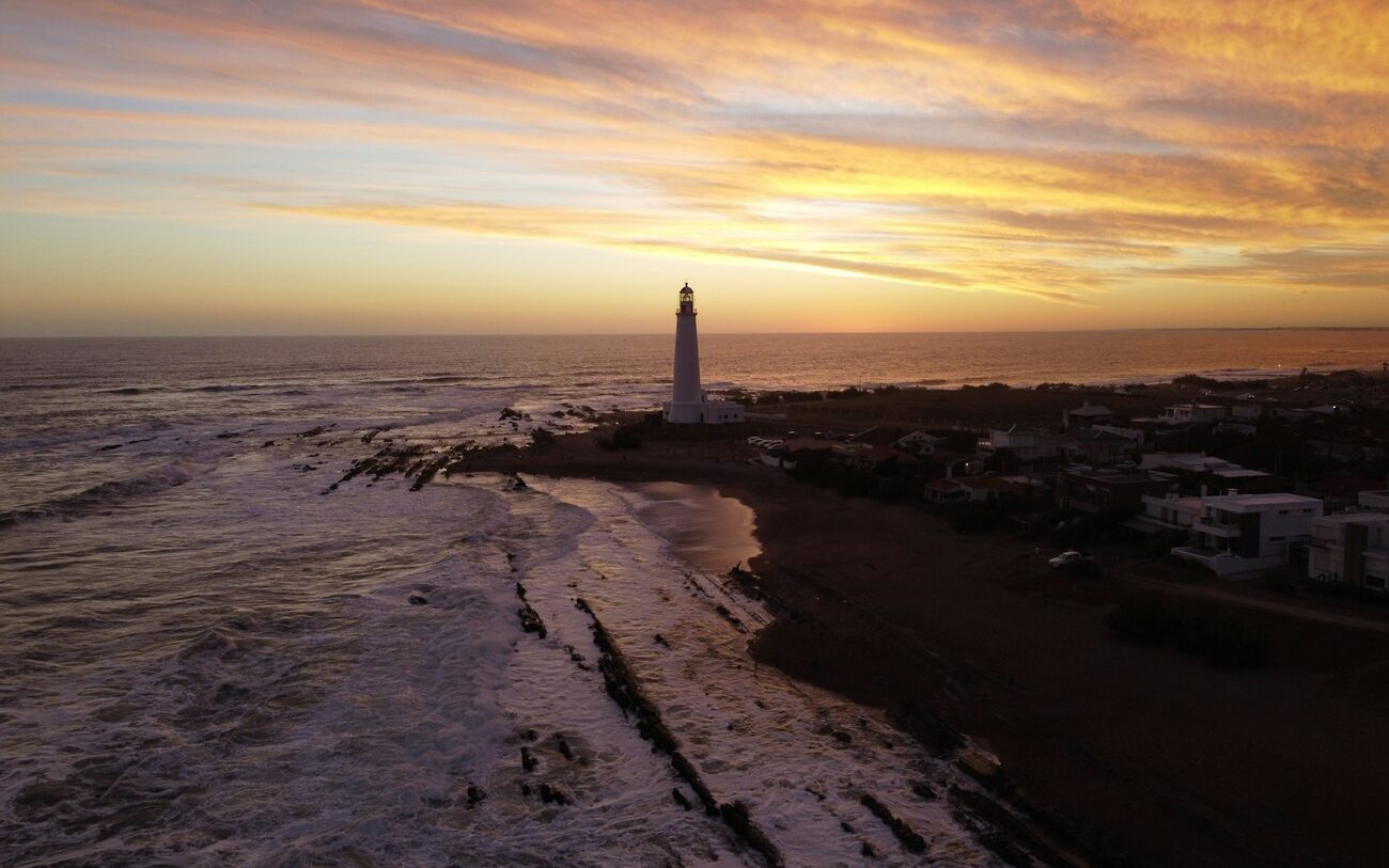 Retiring in Uruguay in 2026: visa, cost, healthcare & tax